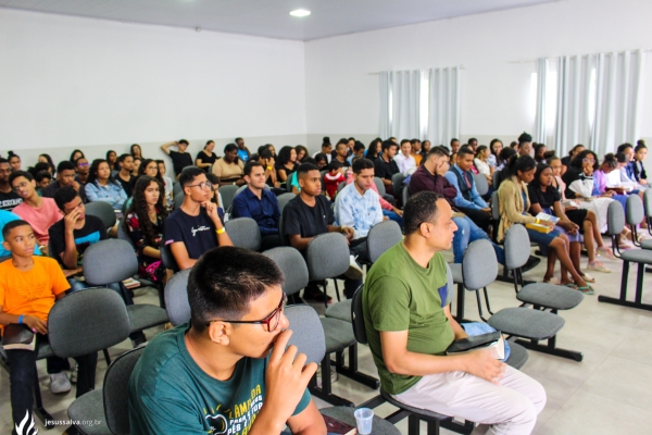 Acampamento EBA recebeu mais de cem adolescentes no feriado prolongado