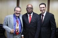 Pastores Orlando Dias (5&ordm; vice-presidente), Paulo Leoc&aacute;dio (presidente) e Luiz Ricardo (2&ordm; secret&aacute;rio), membros da nova mesa diretora da COMADEMG