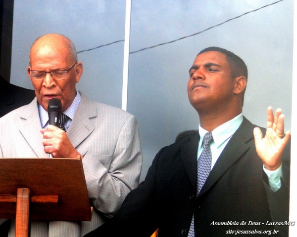 Pr Cerqueira inaugura templo da Assembleia de Deus em Ingaí