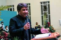 'A Semelhan&ccedil;a de Meninos' foi o tema da mensagem pregada pelo pastor Helder Machado no domingo