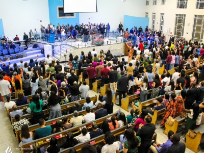 Confira as fotos do Desperta Lavras com a presen&ccedil;a da mission&aacute;ria Zete Alves